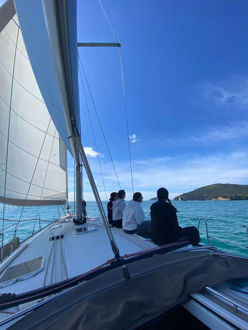 barca a vela tour Tour delle cinque terre